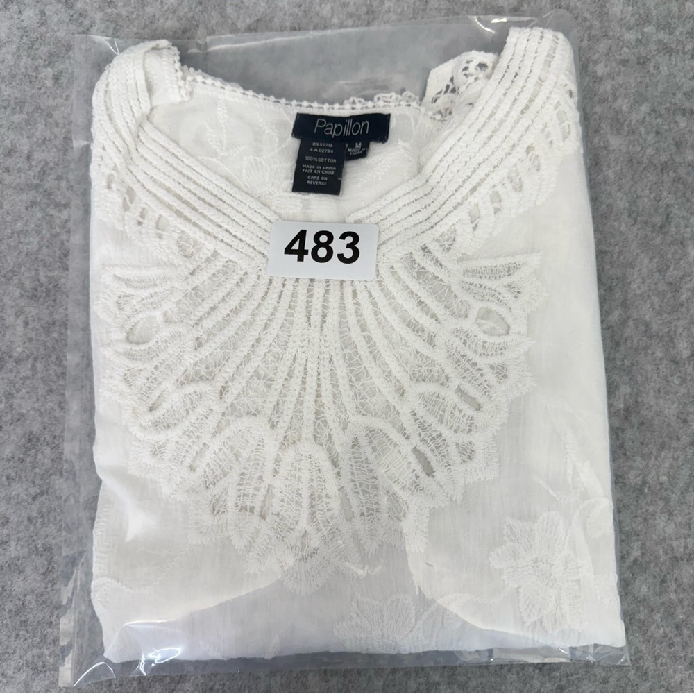 PAPILLON White Embroidered Batwing Sleeve Blouse w Crochet Detailing sz M - Picture 10 of 10